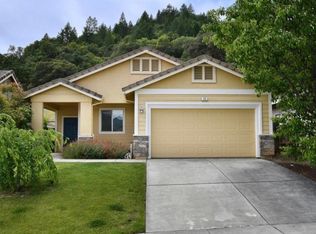 105 Timber Ridge Ct, Cloverdale, CA 95425