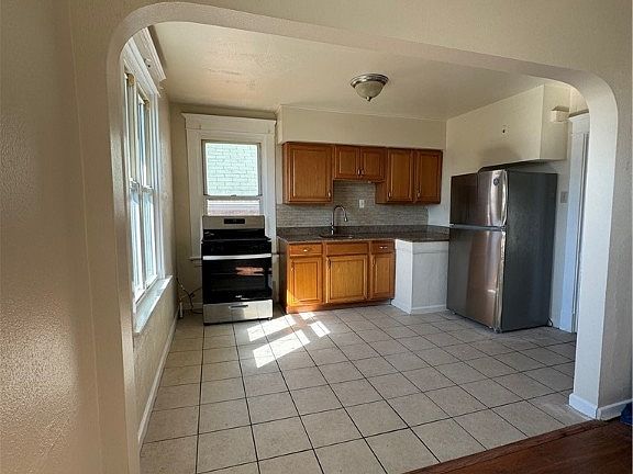 5th image of 1503 Creedmoor Ave