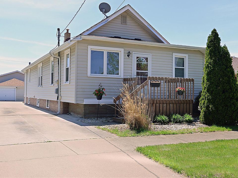 1st image of 1628 Zinc St