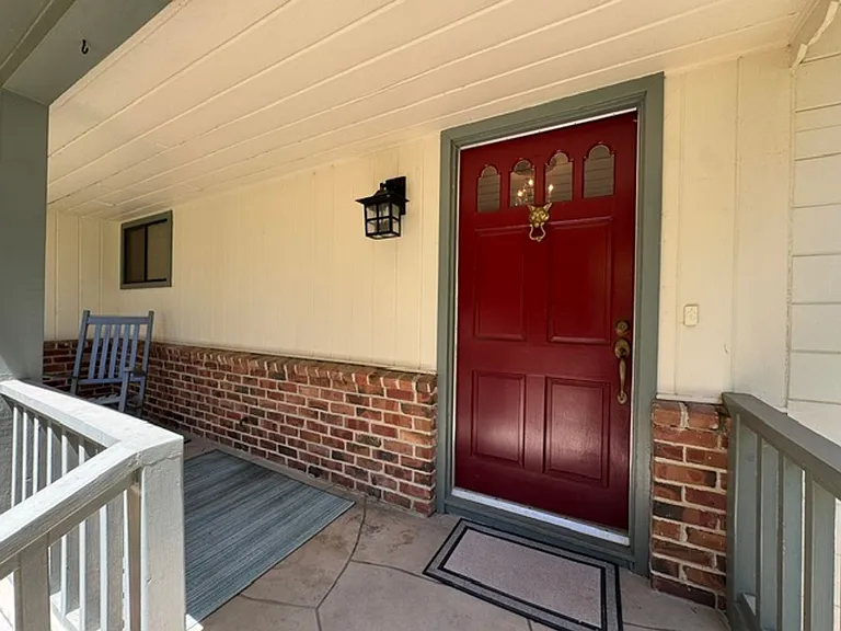 3345 Rowland Dr — Photo 6