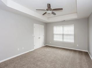 8319 Springhead Ln, Charlotte, NC 28215