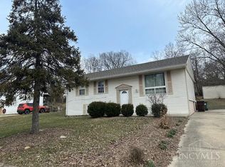 6052 Arcade Dr, Fairfield, OH 45014