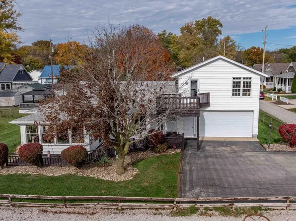 2128 S Bayview Dr, Lakeside Marblehead, OH 43440