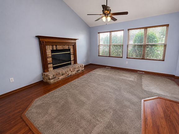 2nd image of 125 Hamlet Cir