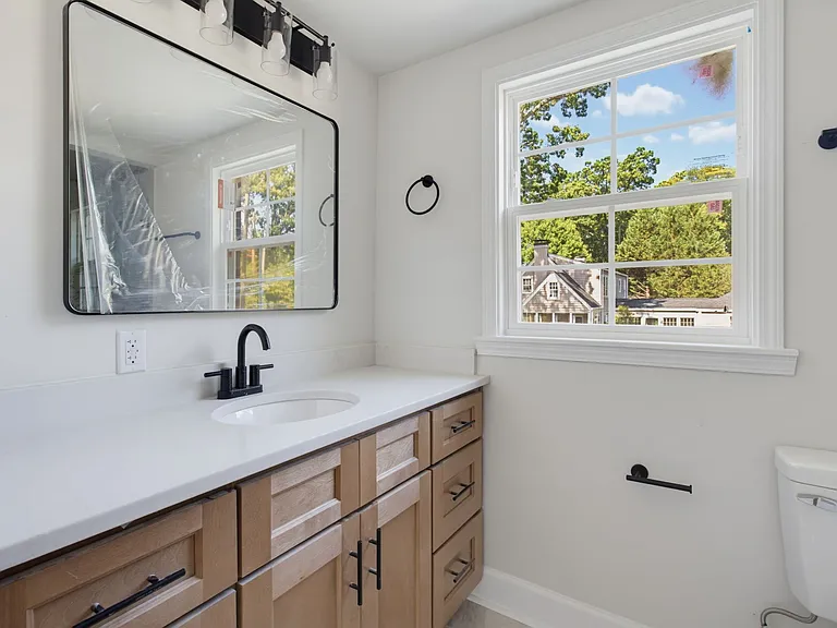 1370 Seminole Dr — Photo 13