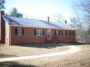 134 Lake Tahoe Ln, New Canton, VA 23123