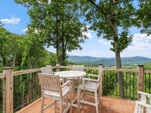 47 Creekside Way, Burnsville, NC 28714