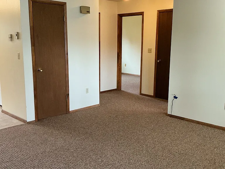 2708 W Mendenhall St — Photo 11