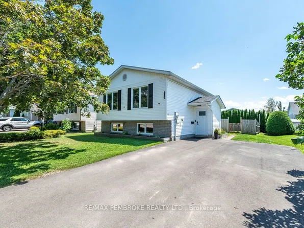 180 Garden St, Pembroke, ON K8A 2H3