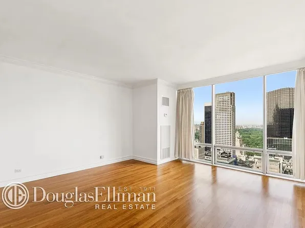 641 5th Avenue image 4 of 13