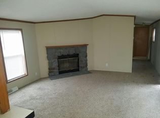 2774 Ash St, Carleton, MI 48117