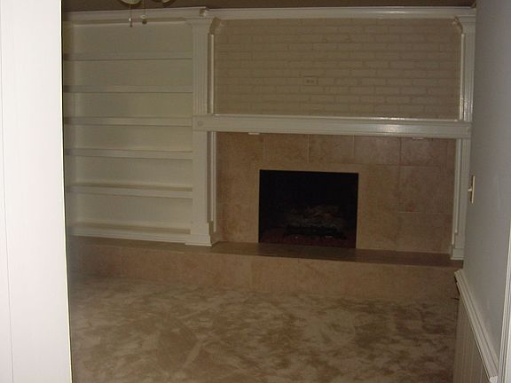 5th image of 3437 Flintridge Dr