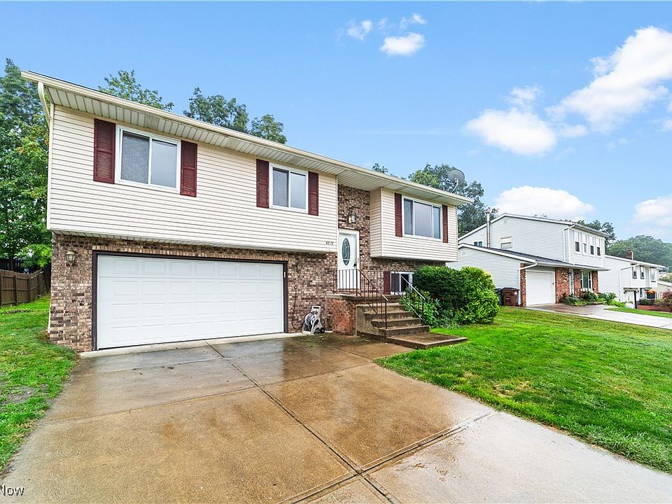 1st image of 8275 Newcomb Dr