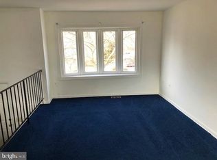 5631 Rowser Dr, Woodbridge, VA 22193