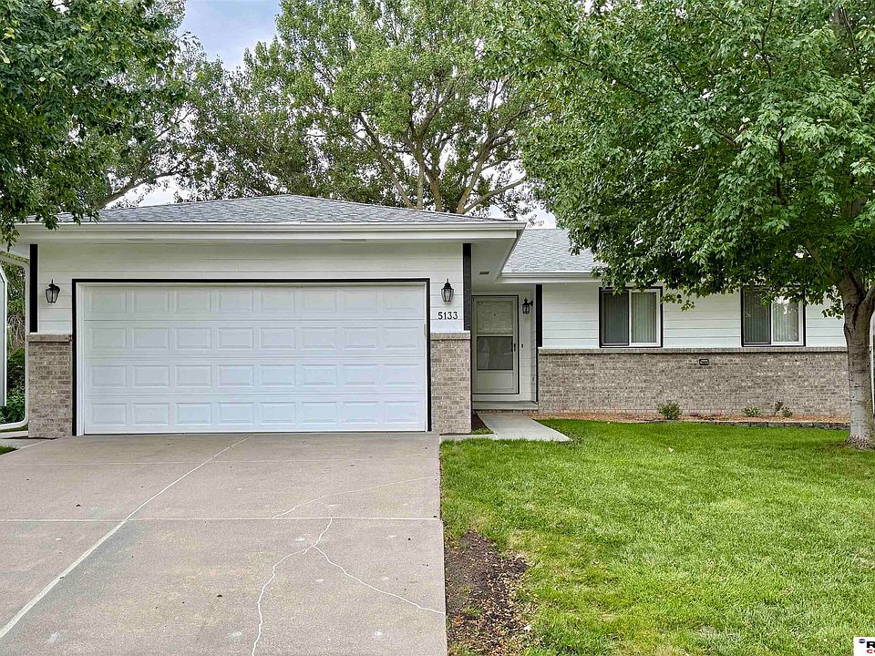 1st image of 5133 S 78th St