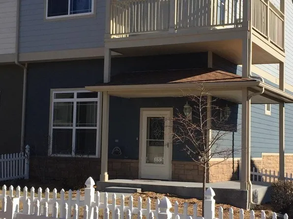 60 Fuller Cir, Junction City, KS 66441
