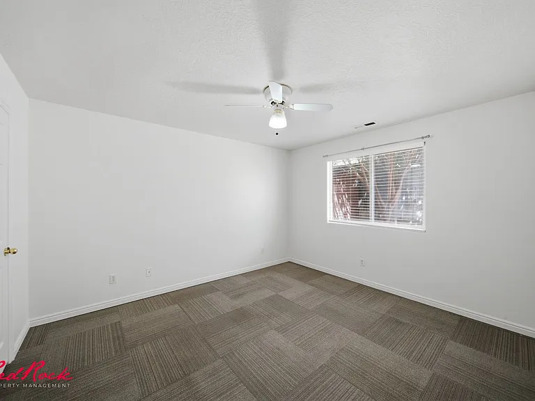 1058 N 1340 West Cir #2 — Photo 16