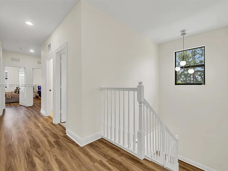 10204 NW 86th St — Photo 33