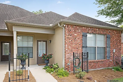 809 Summer Breeze Dr Photo 1