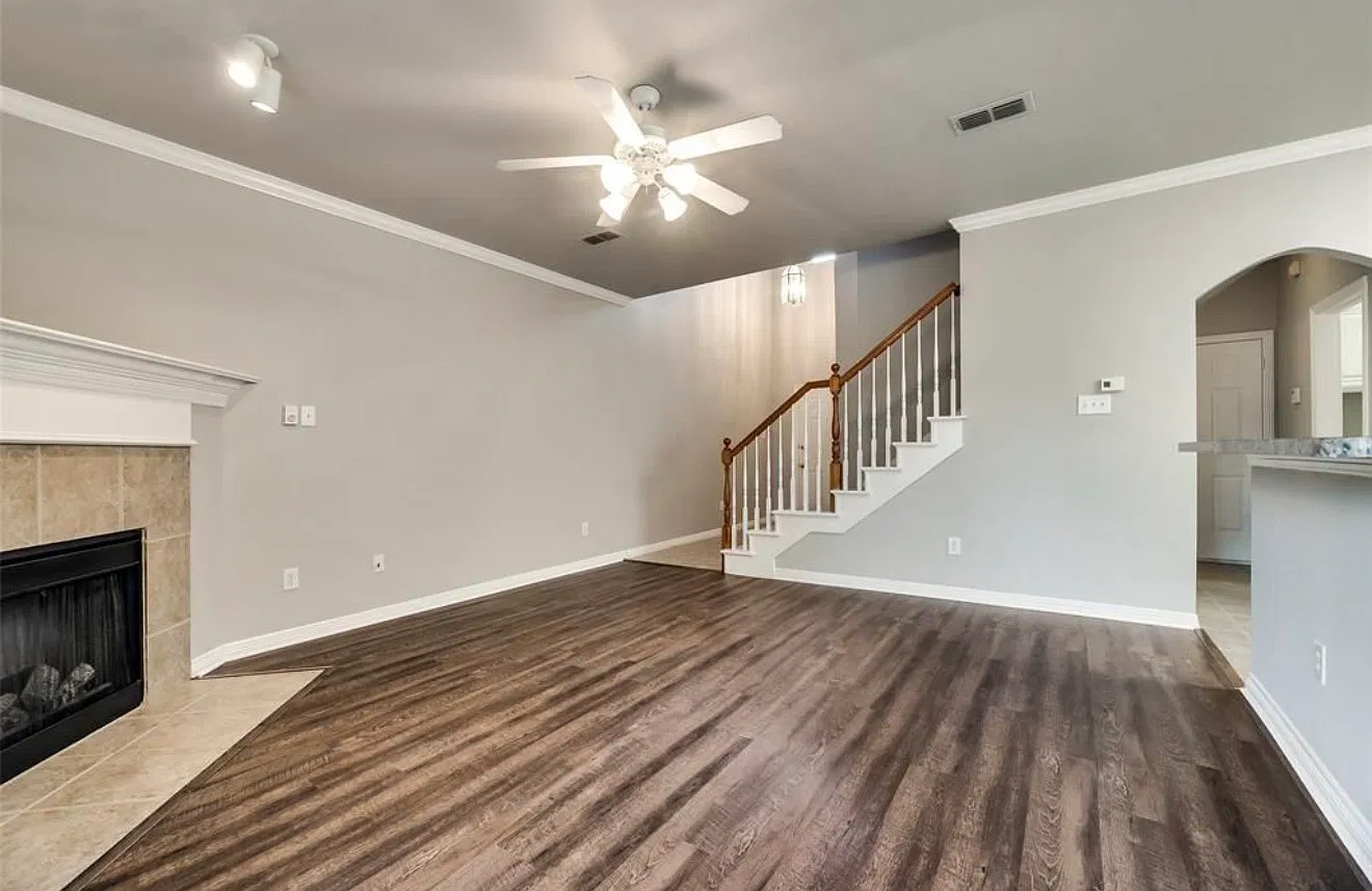 3 bed, 1604 sqft, $2,195 — Photo 3
