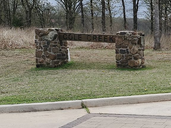 4th image of 3805 Cole Creek Ln