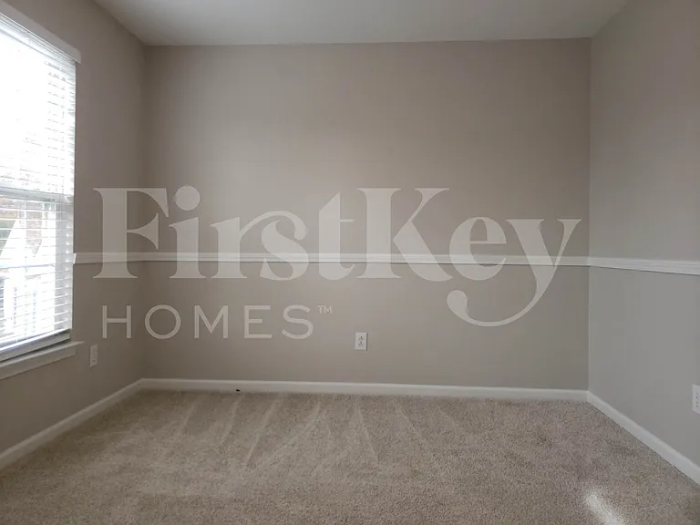 6632 Courtland St — Photo 19