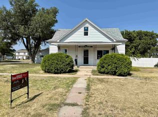 210 S Madison St, Plainville, KS 67663