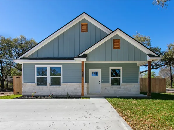 1313 Rollins Ave, Bryan, TX 77803