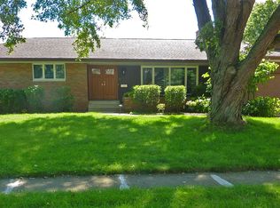 603 Yorkshire Dr, Washington, IL 61571