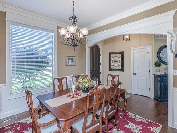 4th image of 6405 Shallow River Dr