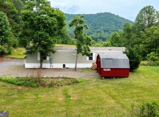1281 Lawrence Smith Rd, Hayesville, NC 28904
