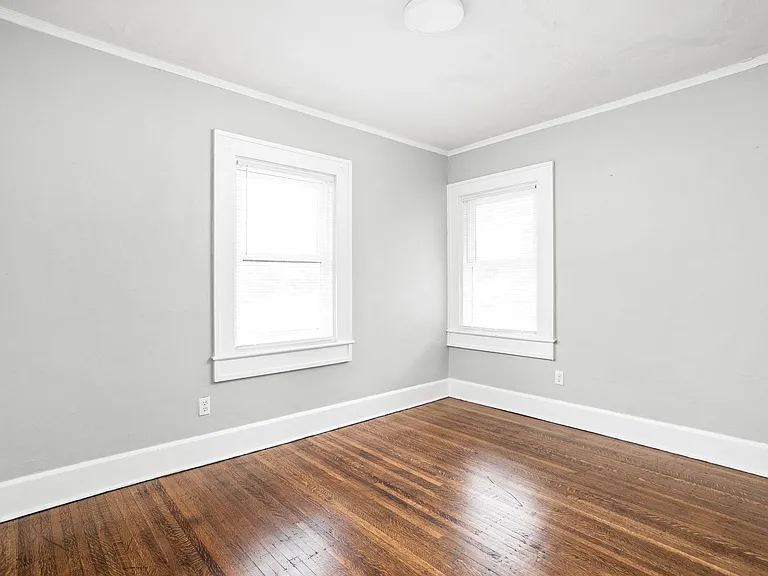 3247 N Park Ave — Photo 18