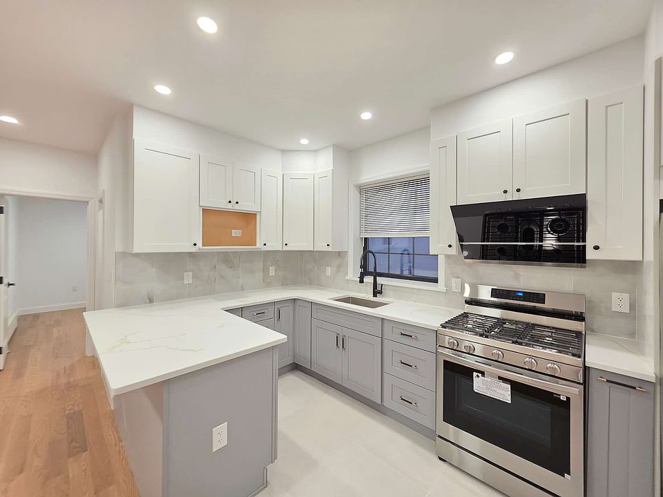 1st image of 1959 73rd St #2R