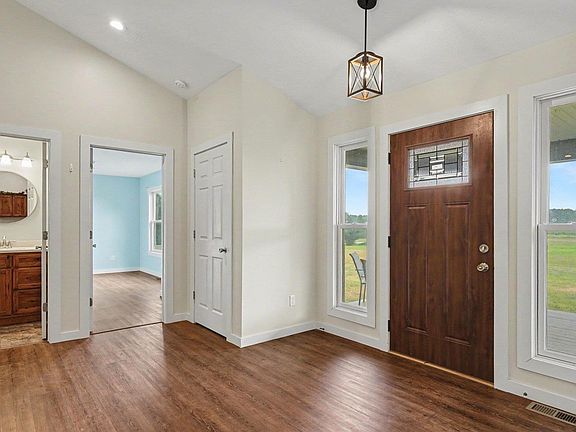 4th image of 5819 Horse Creek Dr