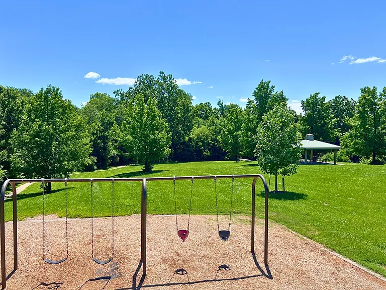 2509 Hollyhock Dr — Photo 68