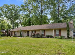 221 Northgate Blvd, Jackson, MS 39206