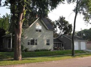 604 N 6th St, Montevideo, MN 56265