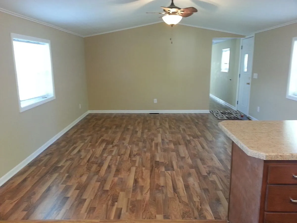3 bed, 1216 sqft, $1,200 — Photo 3