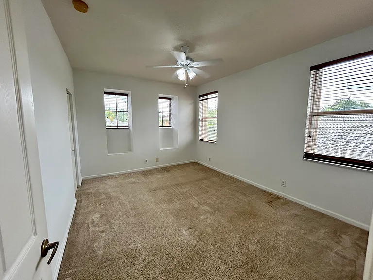 9249 Pineville Dr — Photo 35