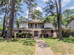 10610 Dunbrook Dr, Houston, TX 77070