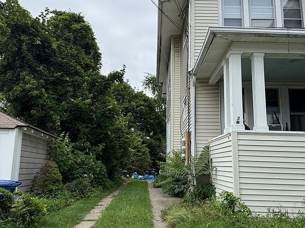 373-375 Midland St
