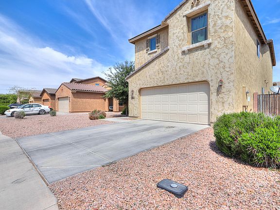 2nd image of 41270 W Parkhill Dr