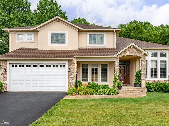 2nd image of 15115 Snapper Ct