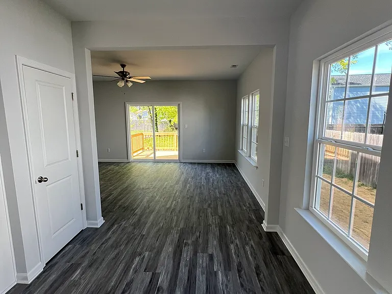 606 Mason Ave — Photo 21