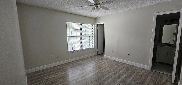 5908 Village Cir #5908 — Photo 11