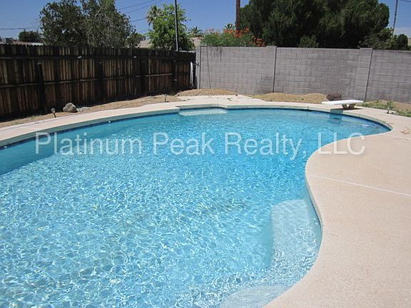 5th image of 17220 N 20th Dr