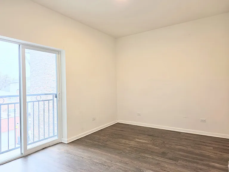 2916 S Wentworth Ave #3 — Photo 8