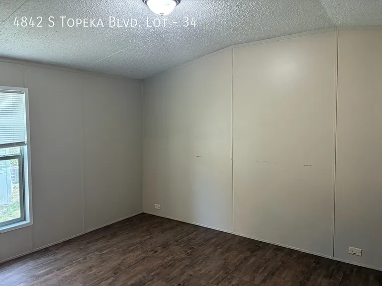 4842 S Topeka Blvd #34 — Photo 21