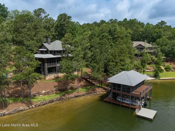 684 Amber Dr, Jacksons Gap, AL 36861