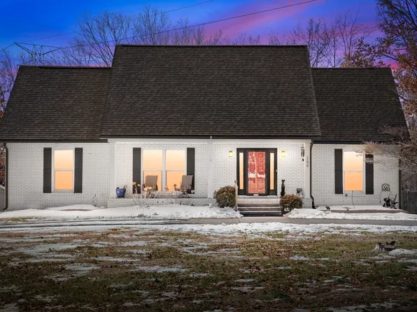 284 Andrew Jackson Dr, Clarksville, TN 37043